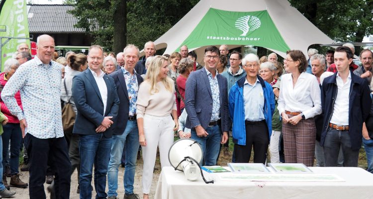 8 actoren Foto Fons Koomen